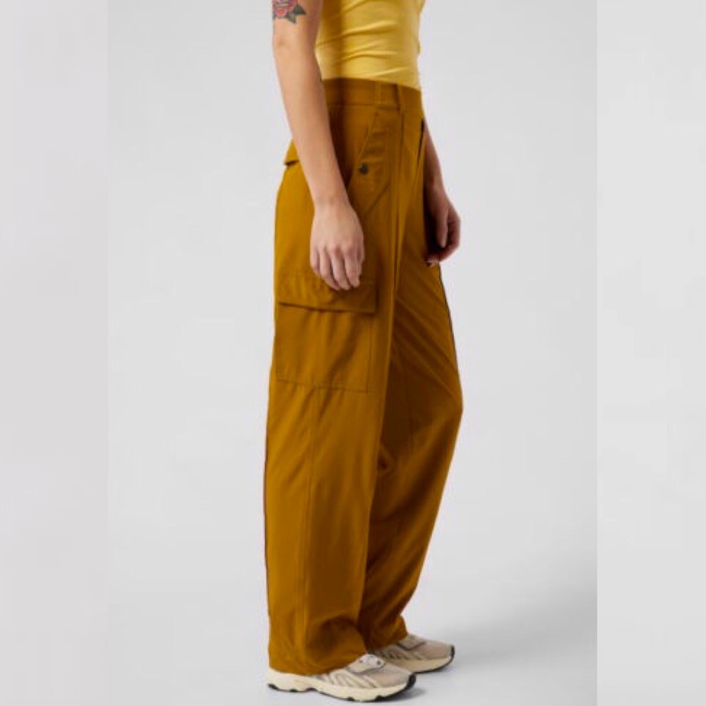 Athleta - Vienna Cargo Pants (Brass Yellow)